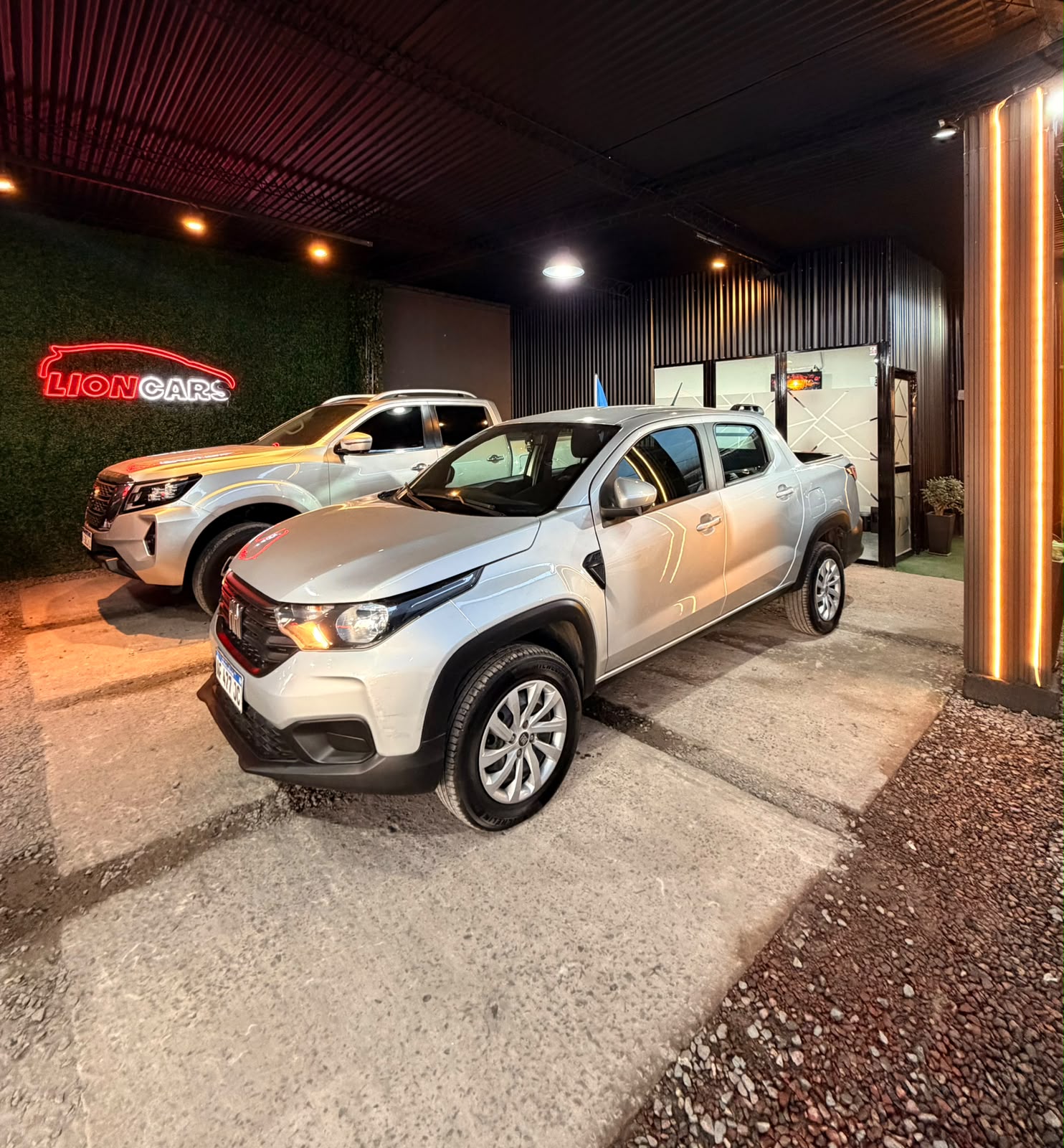 Pickups en el showroom de Lion Cars
